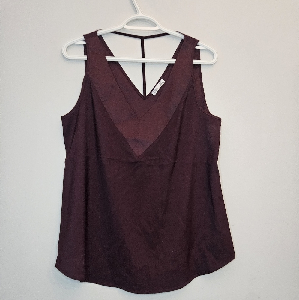 DEX Women's Sleeveless Camisole Top. Burgundy. Size M